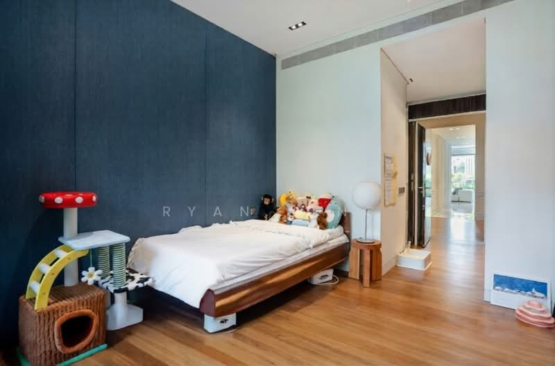 The Nassim, 18 Nassim Hill, 3 Bedrooms, 3,123 sqft, Condominium For Sale, by Ryan Heng, 500124001 - Bedroom - PropertyGuru.com.sg