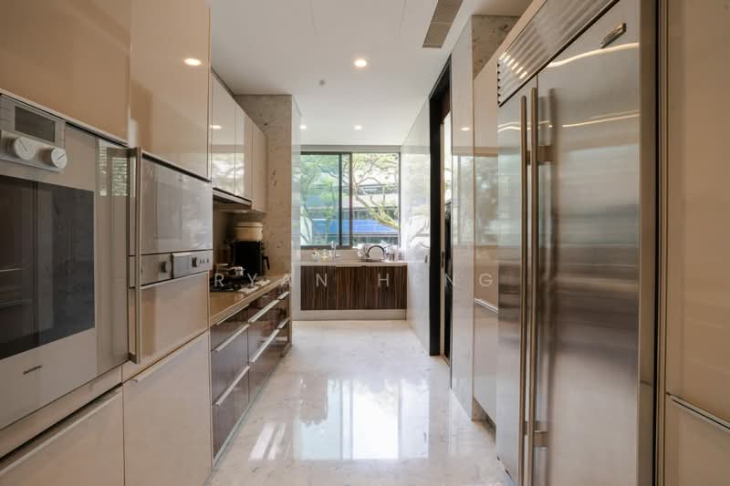 The Nassim, 18 Nassim Hill, 3 Bedrooms, 3,123 sqft, Condominium For Sale, by Ryan Heng, 500124001 - Kitchen - PropertyGuru.com.sg