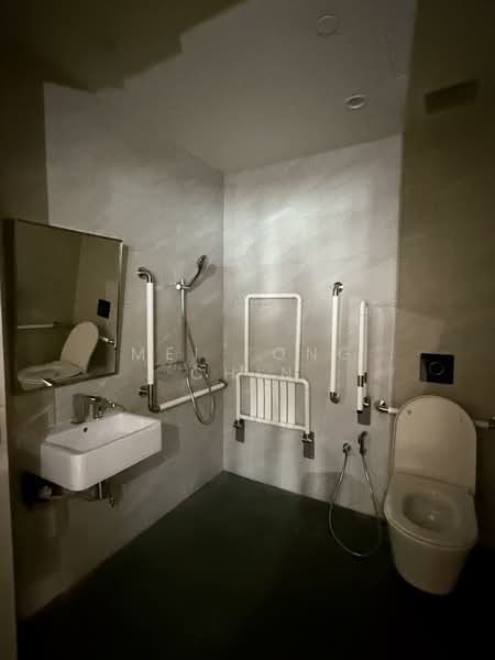 108 Robinson Road, 108 Robinson Road, 4,758 sqft, Office For Rent, by Mei Fong Chin, 500124017 - Handicapped Toilet - CommercialGuru.com.sg