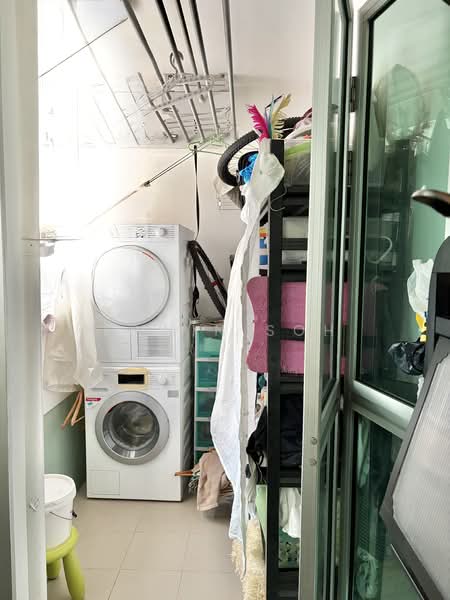 292C Bukit Batok East Avenue 6, 292C Bukit Batok East Avenue 6, 3 Bedrooms, 1,216 sqft, HDB Flat For Sale, by Edwin Soh, 500124021 - Interior - PropertyGuru.com.sg