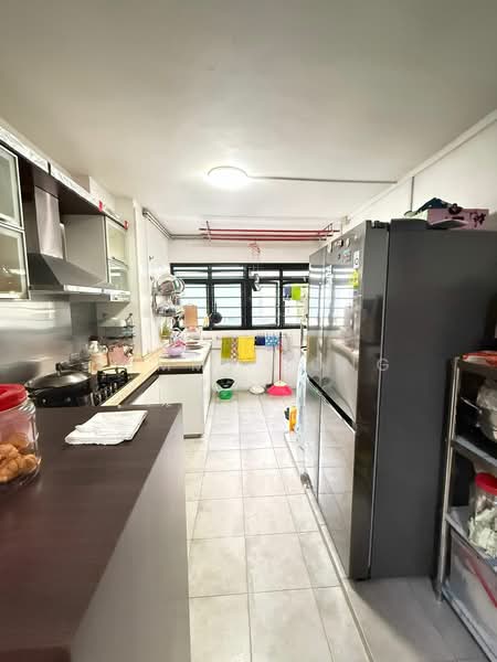 205 Clementi Avenue 6, 205 Clementi Avenue 6, 3 Bedrooms, 980 sqft, HDB Flat For Sale, by Sammy Song, 500124034 - Kitchen - PropertyGuru.com.sg
