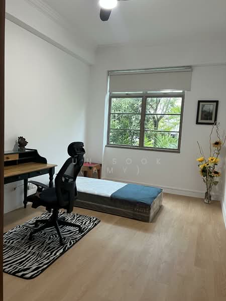 Landbay Condo, 3 Jalan Hajijah, 3 Bedrooms, 1,238 sqft, Condominium For Rent, by Fun Sook (Amy), 500124043 - Study - PropertyGuru.com.sg