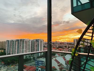 For Sale - Stars of Kovan