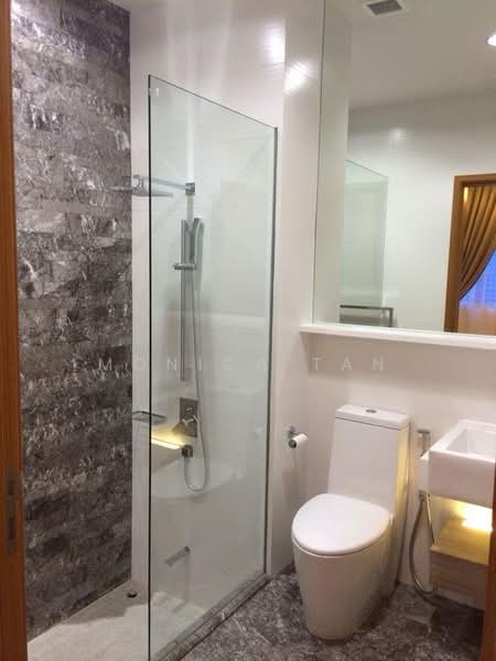 The Greenwich, 11 Seletar Road, 1 Bedroom, 614 sqft, Condominium For Rent, by Monica Tan, 500124050 - Bathroom - PropertyGuru.com.sg