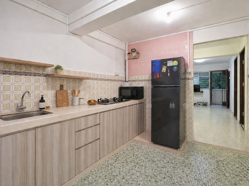 137 Jalan Bukit Merah, 137 Jalan Bukit Merah, 2 Bedrooms, 635 sqft, HDB Flat For Rent, by Chester Lim 林俊贤, 500124063 - Kitchen - PropertyGuru.com.sg