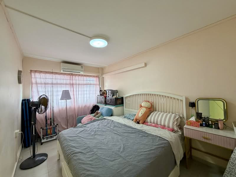 758 Pasir Ris Street 71, 758 Pasir Ris Street 71, 3 Bedrooms, 1,356 sqft, HDB Flat For Sale, by David Chew, 500124066 - Bedroom - PropertyGuru.com.sg