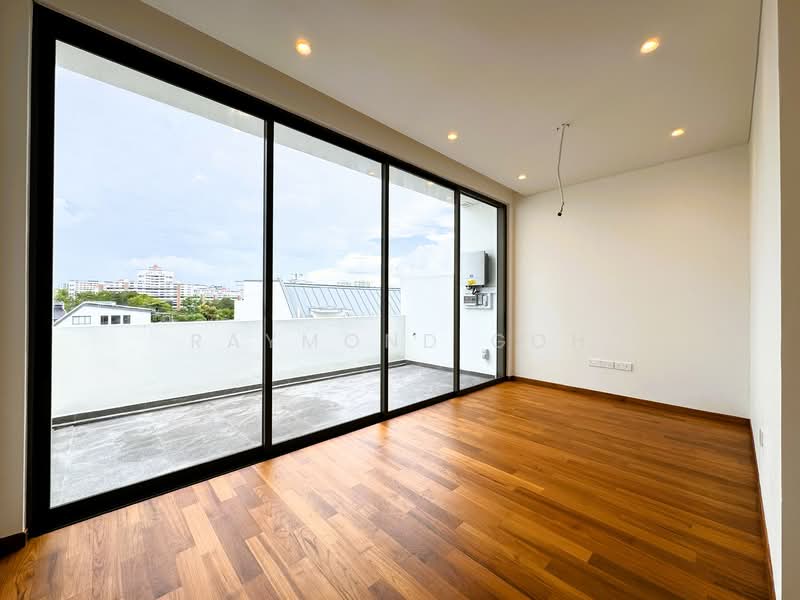 Luxurious Brand New Terrace With Lift @ Serangoon Gardens, Lorong Chuan / Serangoon Garden Way, 5 Bedrooms, 5,916 sqft, Terraced House For Sale, by Raymond Goh, 500124067 - Balcony - PropertyGuru.com.sg