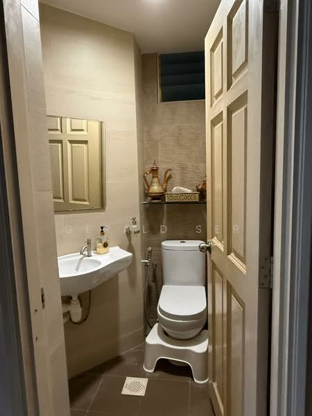 Elias Green, , 3 Bedrooms, 1,528 sqft, Condominium For Rent, by Gerald Ser, 500124078 - Bathroom - PropertyGuru.com.sg