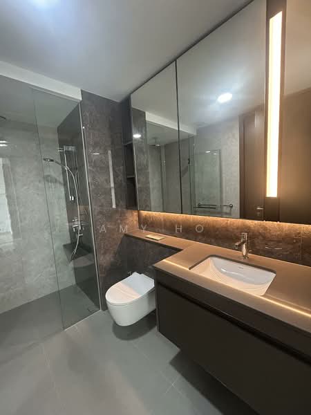 Tembusu Grand, 94 Jalan Tembusu, 1 Bedroom, 527 sqft, Condominium For Rent, by Amy Ho, 500124080 - Bathroom - PropertyGuru.com.sg