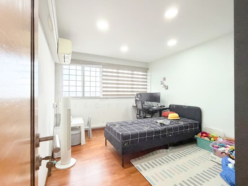 460 Ang Mo Kio Avenue 10, 460 Ang Mo Kio Avenue 10, 3 Bedrooms, 1,292 sqft, HDB Flat For Sale, by Priscilla Ong, 500124084 - Bedroom - PropertyGuru.com.sg