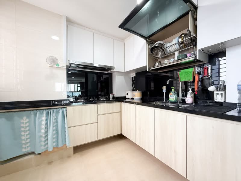 460 Ang Mo Kio Avenue 10, 460 Ang Mo Kio Avenue 10, 3 Bedrooms, 1,292 sqft, HDB Flat For Sale, by Priscilla Ong, 500124084 - Kitchen - PropertyGuru.com.sg