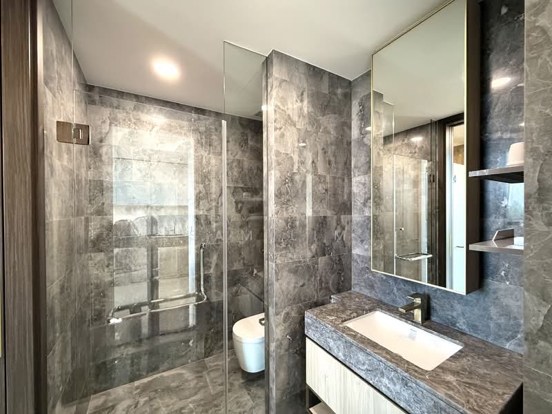 Meyer Mansion, 79 Meyer Road, 1 Bedroom, 484 sqft, Condominium For Sale, by Sam Lim, 500124088 - Bathroom - PropertyGuru.com.sg