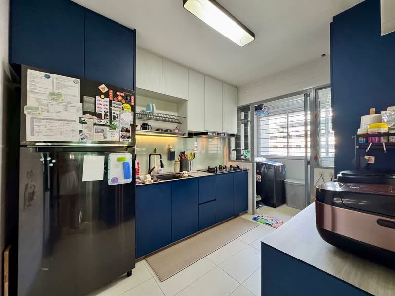 377A Hougang Street 32, 377A Hougang Street 32, 3 Bedrooms, 1,012 sqft, HDB Flat For Sale, by Keslyn Chai, 500124089 - Kitchen - PropertyGuru.com.sg