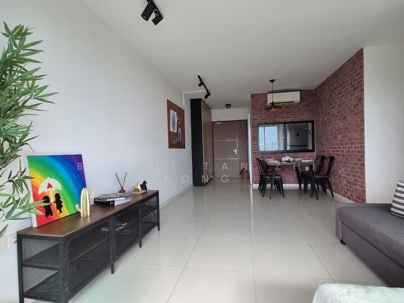 475A Upper Serangoon Crescent, 475A Upper Serangoon Crescent, 3 Bedrooms, 1,206 sqft, HDB Flat For Sale, by Bryant Tan Zhi Yong, 500124092 - Living & Dining Room - PropertyGuru.com.sg
