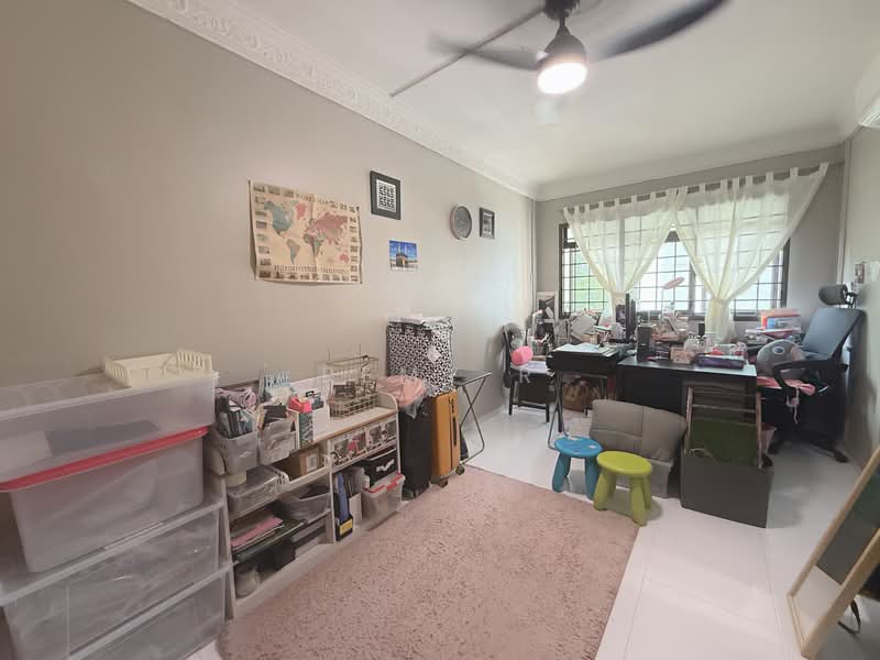 350 Ang Mo Kio Street 32, 350 Ang Mo Kio Street 32, 3 Bedrooms, 1,184 sqft, HDB Flat For Sale, by Remy R, 500124093 - Common Room - PropertyGuru.com.sg