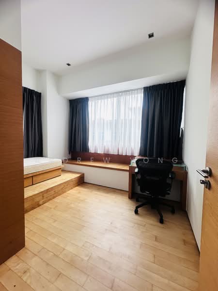 Balmoral Heights, 8 Balmoral Crescent, 3 Bedrooms, 1,163 sqft, Apartment For Rent, by Andrew Yong, 500124097 - Study - PropertyGuru.com.sg