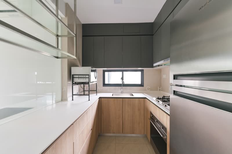 Grandeur Park Residences, 11 Bedok South Avenue 3, 3 Bedrooms, 883 sqft, Condominium For Sale, by Charmaine Choo, 500124102 - Kitchen - PropertyGuru.com.sg