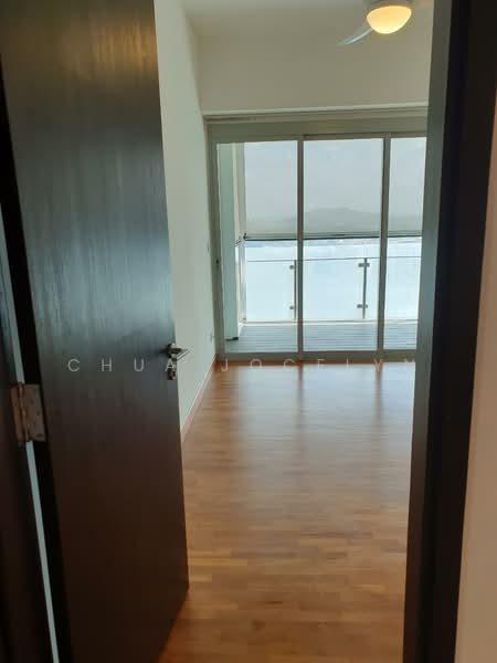 The Rochester Residences, 33 Rochester Drive, 2 Bedrooms, 1,206 sqft, Apartment For Sale, by Chua Jocelyn, 500124116 - Balcony - PropertyGuru.com.sg