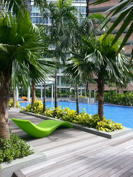 The Rochester Residences, 33 Rochester Drive, 2 Bedrooms, 1,206 sqft, Apartment For Sale, by Chua Jocelyn, 500124116 - Pool - PropertyGuru.com.sg