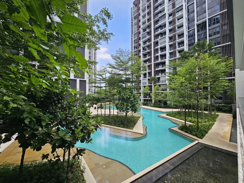 Botanique at Bartley, 225 Upper Paya Lebar Road, 2 Bedrooms, 732 sqft, Condominium For Sale, by Tan Sze Wei, 500124128 - Leisure pool - PropertyGuru.com.sg