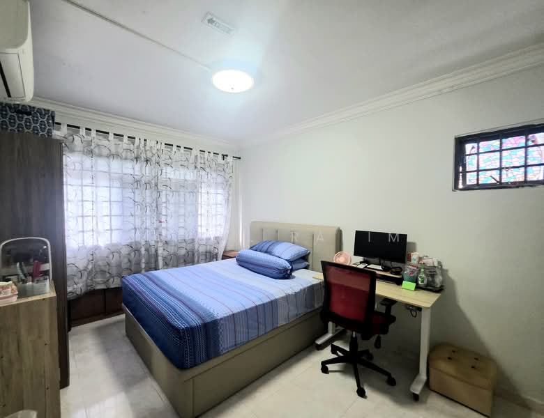 728 Tampines Street 71, 728 Tampines Street 71, 4 Bedrooms, 1,323 sqft, HDB Flat For Sale, by Faizal Rahim, 500124132 - Bedroom - PropertyGuru.com.sg