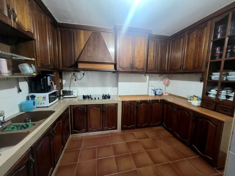 728 Tampines Street 71, 728 Tampines Street 71, 4 Bedrooms, 1,323 sqft, HDB Flat For Sale, by Faizal Rahim, 500124132 - PropertyGuru.com.sg