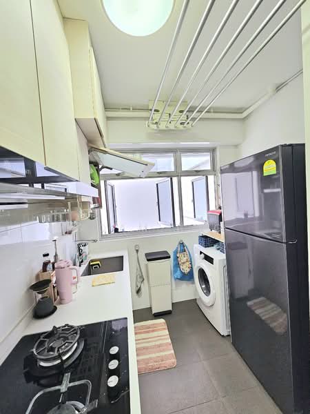 154A Bedok South Road, 154A Bedok South Road, 1 Bedroom, 732 sqft, HDB Flat For Rent, by Adam Tng, 500124135 - Kitchen - PropertyGuru.com.sg