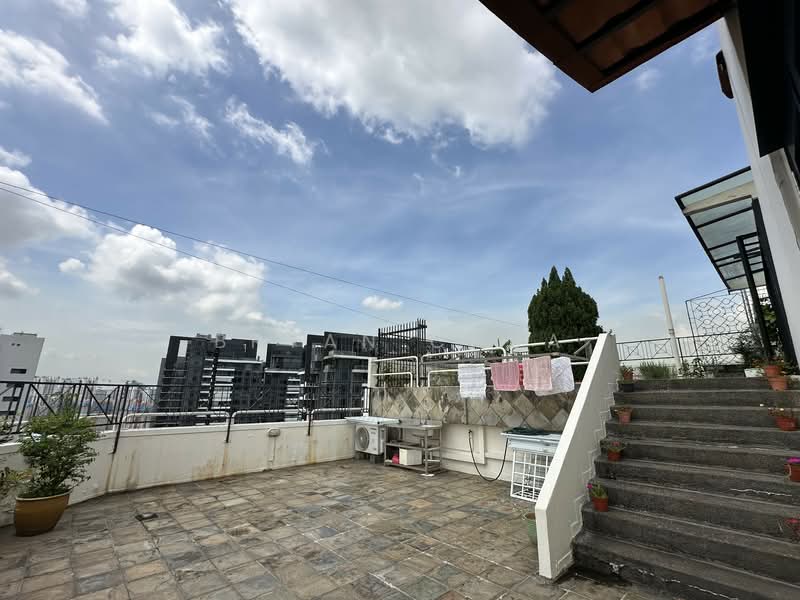 Pandan Valley, 6 Pandan Valley, Room Rental, 280 sqft, Condominium For Rent, by Bryan Chua, 500124145 - Exterior - PropertyGuru.com.sg