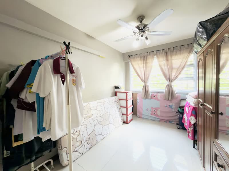 889A Woodlands Drive 50, 889A Woodlands Drive 50, 3 Bedrooms, 1,001 sqft, HDB Flat For Sale, by Shafie Syed, 500124155 - Bedroom - PropertyGuru.com.sg