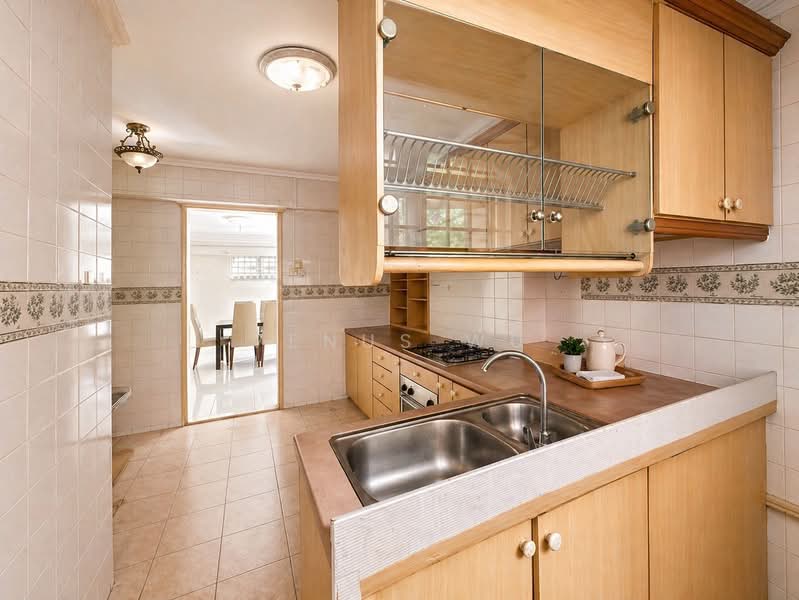 579 Pasir Ris Street 53, 579 Pasir Ris Street 53, 3 Bedrooms, 1,560 sqft, HDB Flat For Sale, by Venus Wu, 500124163 - Kitchen - PropertyGuru.com.sg