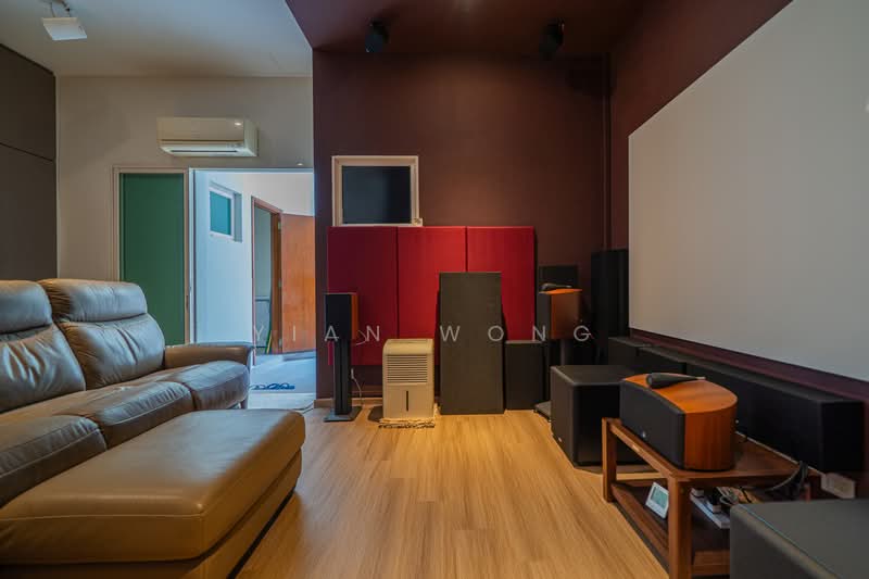 Horizon Green, 773 Ang Mo Kio Avenue 2, 6 Bedrooms, 3,218 sqft, Terraced House For Sale, by Yian Wong, 500124169 - Living Room - PropertyGuru.com.sg