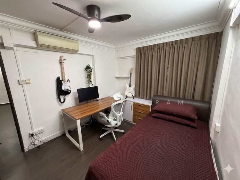 243 Jurong East Street 24, 243 Jurong East Street 24, 3 Bedrooms, 1,044 sqft, HDB Flat For Sale, by S.M. SUNDARAM, 500124204 - Bedroom - PropertyGuru.com.sg