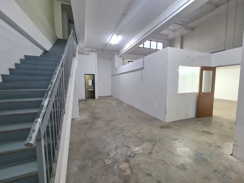 E9 Premium, 61 Woodlands Industrial Park E9, 4,392 sqft, Factory / Workshop (B2) For Sale, by Lock Sau Lai, 500124209 - Interior - CommercialGuru.com.sg