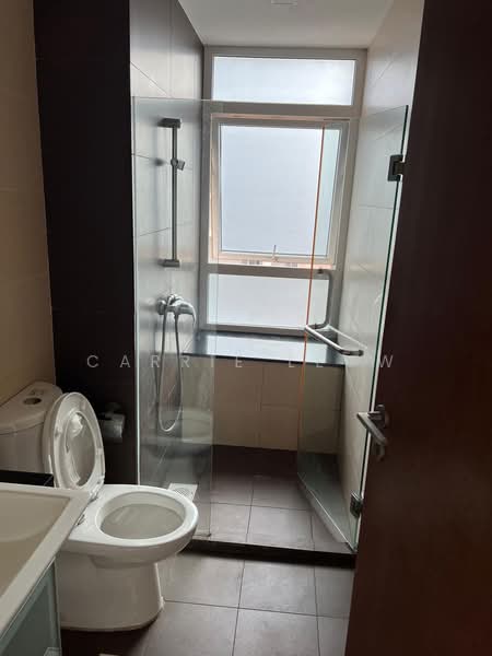 Prestige Heights, 348 Balestier Road, 3 Bedrooms, 1,076 sqft, Apartment For Rent, by Carrie Leow, 500124229 - Bathroom - PropertyGuru.com.sg