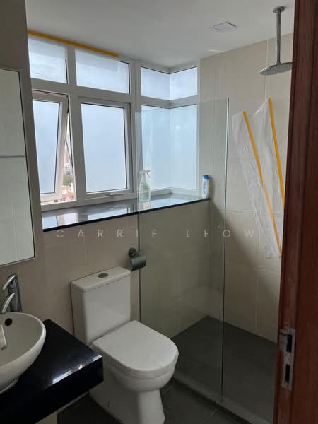 Prestige Heights, 348 Balestier Road, 3 Bedrooms, 1,076 sqft, Apartment For Rent, by Carrie Leow, 500124229 - Bathroom - PropertyGuru.com.sg