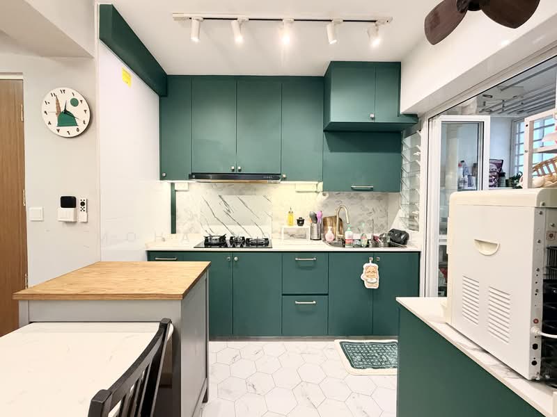 620B Tampines Street 61, 620B Tampines Street 61, 3 Bedrooms, 1,001 sqft, HDB Flat For Sale, by Mohamed Yaseen, 500124232 - Kitchen - PropertyGuru.com.sg