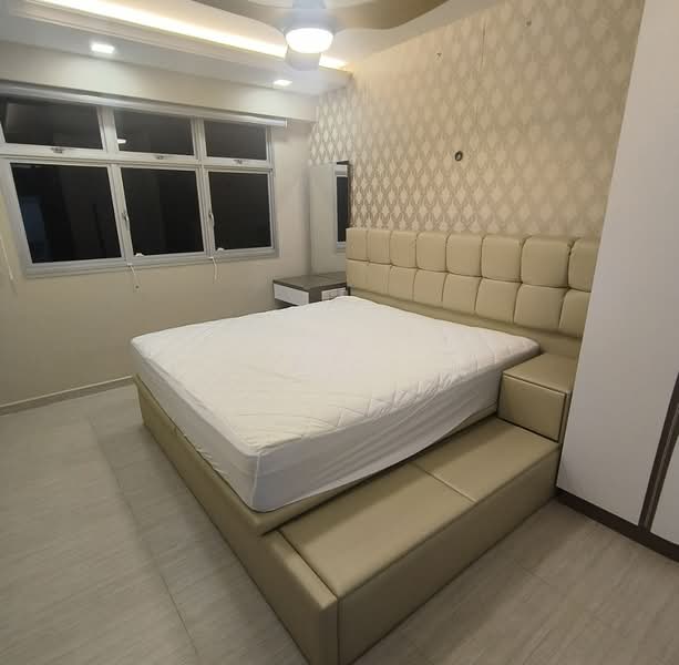 436A Bukit Batok West Avenue 5, 436A Bukit Batok West Avenue 5, 3 Bedrooms, 1,001 sqft, HDB Flat For Rent, by Ken Cai, 500124249 - Master Bedroom  - PropertyGuru.com.sg