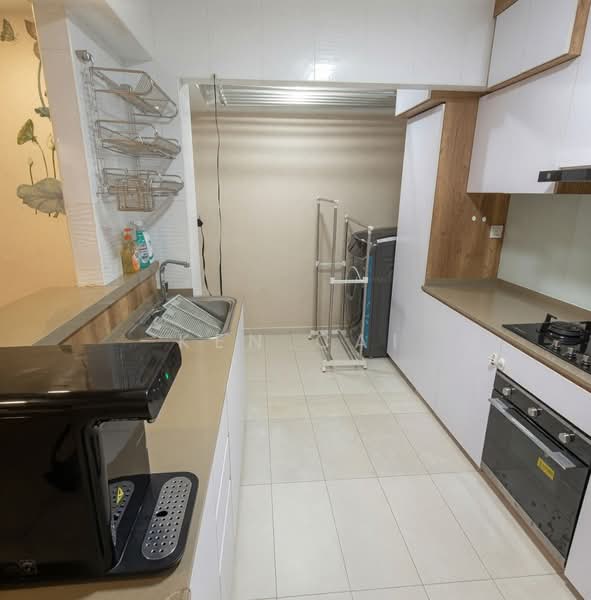 436A Bukit Batok West Avenue 5, 436A Bukit Batok West Avenue 5, 3 Bedrooms, 1,001 sqft, HDB Flat For Rent, by Ken Cai, 500124249 - Kitchen - PropertyGuru.com.sg