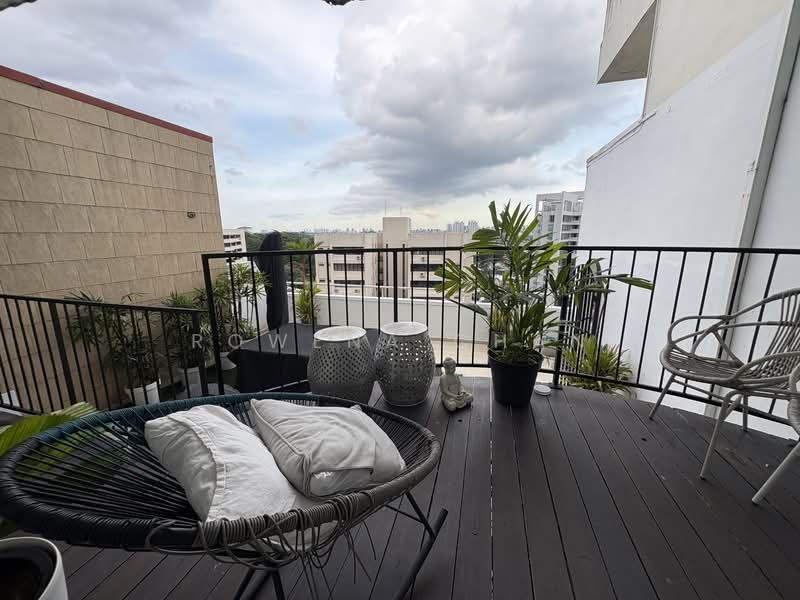 Pandan Valley, 4 Pandan Valley, 4 Bedrooms, 3,154 sqft, Condominium For Rent, by Rowena Chan, 500124275 - Balcony - PropertyGuru.com.sg