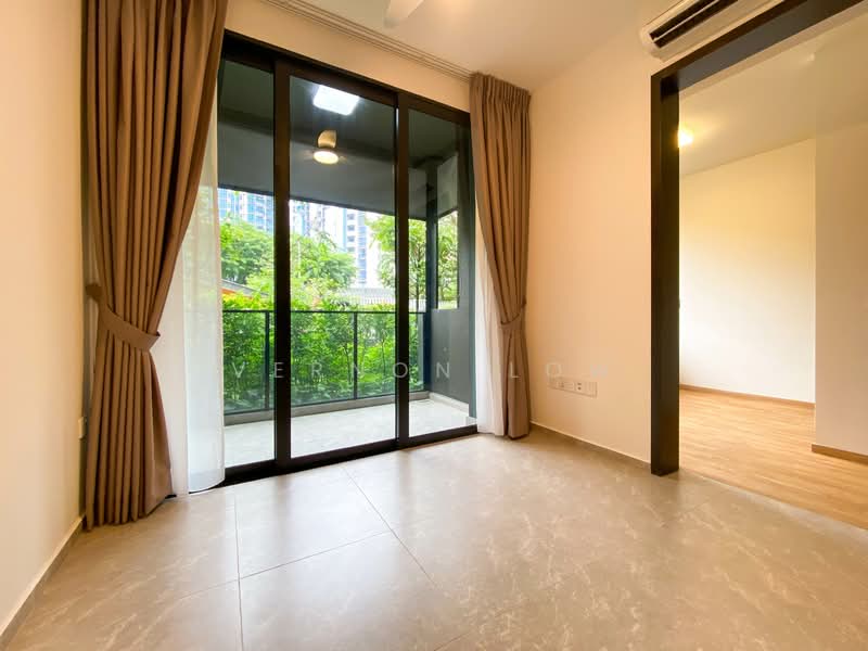 Park Colonial, 2 Woodleigh Lane, 1 Bedroom, 463 sqft, Condominium For Rent, by Vernon Low, 500124277 - Balcony - PropertyGuru.com.sg