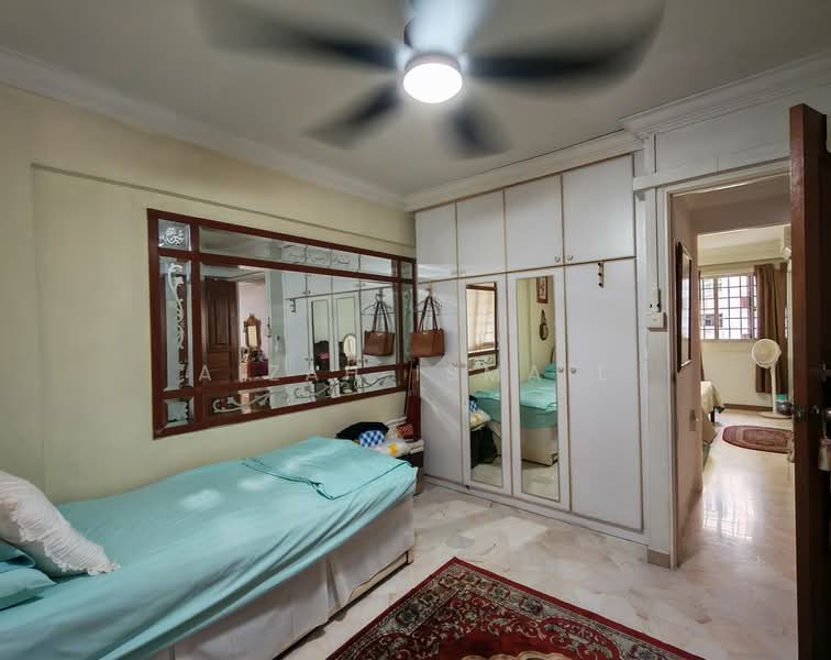 150 Bedok Reservoir Road, 150 Bedok Reservoir Road, 3 Bedrooms, 904 sqft, HDB Flat For Sale, by Aizah Ismail, 500124280 - Bedroom - PropertyGuru.com.sg