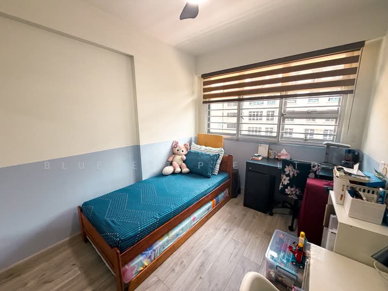 440C Bukit Batok West Avenue 8, 440C Bukit Batok West Avenue 8, 3 Bedrooms, 1,205 sqft, HDB Flat For Sale, by Bluenest Pte. Ltd., 500124288 - Bedroom - PropertyGuru.com.sg