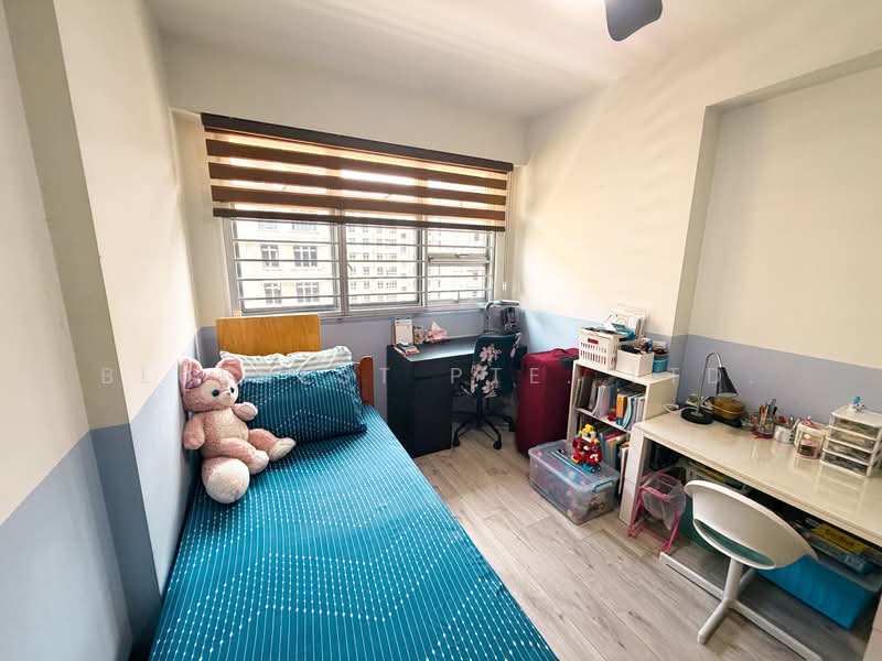 440C Bukit Batok West Avenue 8, 440C Bukit Batok West Avenue 8, 3 Bedrooms, 1,205 sqft, HDB Flat For Sale, by Bluenest Pte. Ltd., 500124288 - Bedroom - PropertyGuru.com.sg