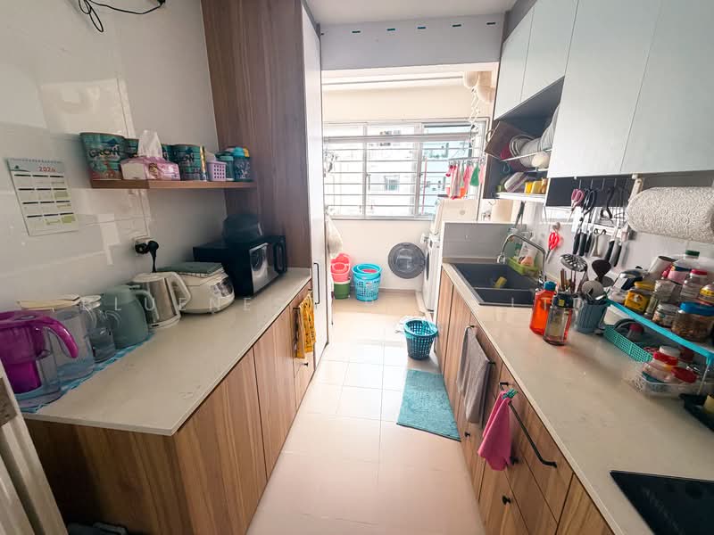 440C Bukit Batok West Avenue 8, 440C Bukit Batok West Avenue 8, 3 Bedrooms, 1,205 sqft, HDB Flat For Sale, by Bluenest Pte. Ltd., 500124288 - Kitchen - PropertyGuru.com.sg