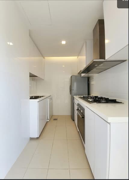 Nassim Regency, 37 Nassim Road, 3 Bedrooms, 2,024 sqft, Apartment For Rent, by Christina Phau, 500124296 - Kitchen - PropertyGuru.com.sg