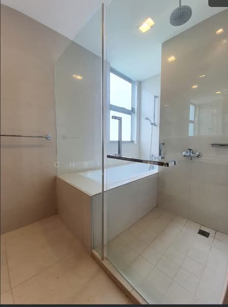 Nassim Regency, 37 Nassim Road, 3 Bedrooms, 2,024 sqft, Apartment For Rent, by Christina Phau, 500124296 - Bathroom - PropertyGuru.com.sg