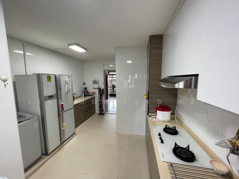 224 Simei Street 4, 224 Simei Street 4, 3 Bedrooms, 1,140 sqft, HDB Flat For Sale, by LINA MOE YUNG WEI, 500124298 - Kitchen - PropertyGuru.com.sg