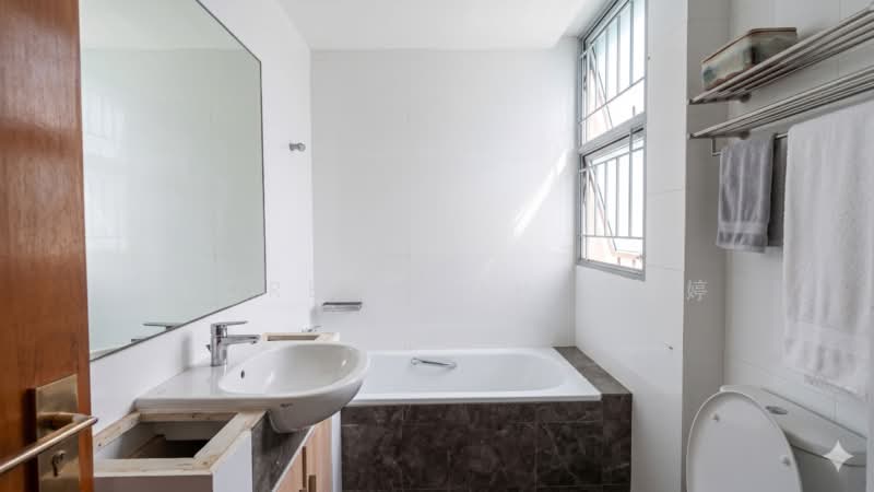 1KM To Boon Keng MRT Only! Below Valuation! Almost Sold!, , 3 Bedrooms, 1,410 sqft, Apartment For Sale, by Andrea Goh 吴雪婷, 500124300 - Bathroom - PropertyGuru.com.sg