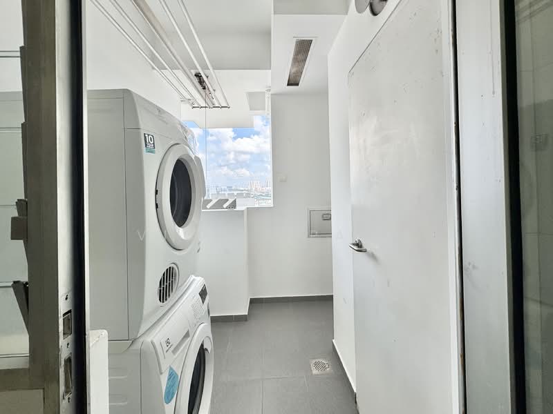 The Parc Condominium, 5 West Coast Walk, 4 Bedrooms, 1,421 sqft, Condominium For Rent, by Victor Pang, 500124303 - Yard - PropertyGuru.com.sg
