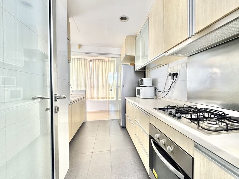 The Parc Condominium, 5 West Coast Walk, 4 Bedrooms, 1,421 sqft, Condominium For Rent, by Victor Pang, 500124303 - Kitchen - PropertyGuru.com.sg